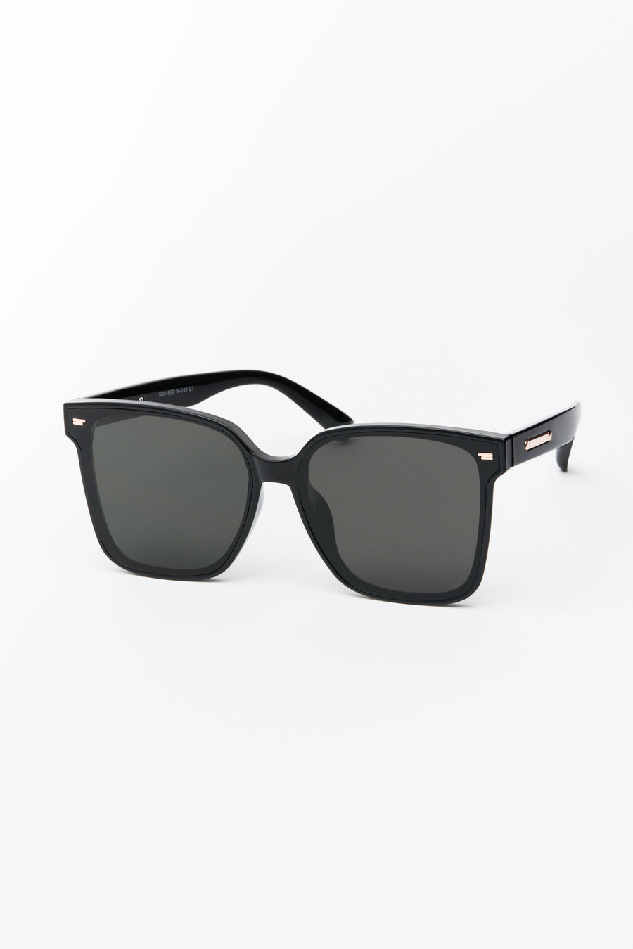Cher Sunglasses Black/Smoke Lens
