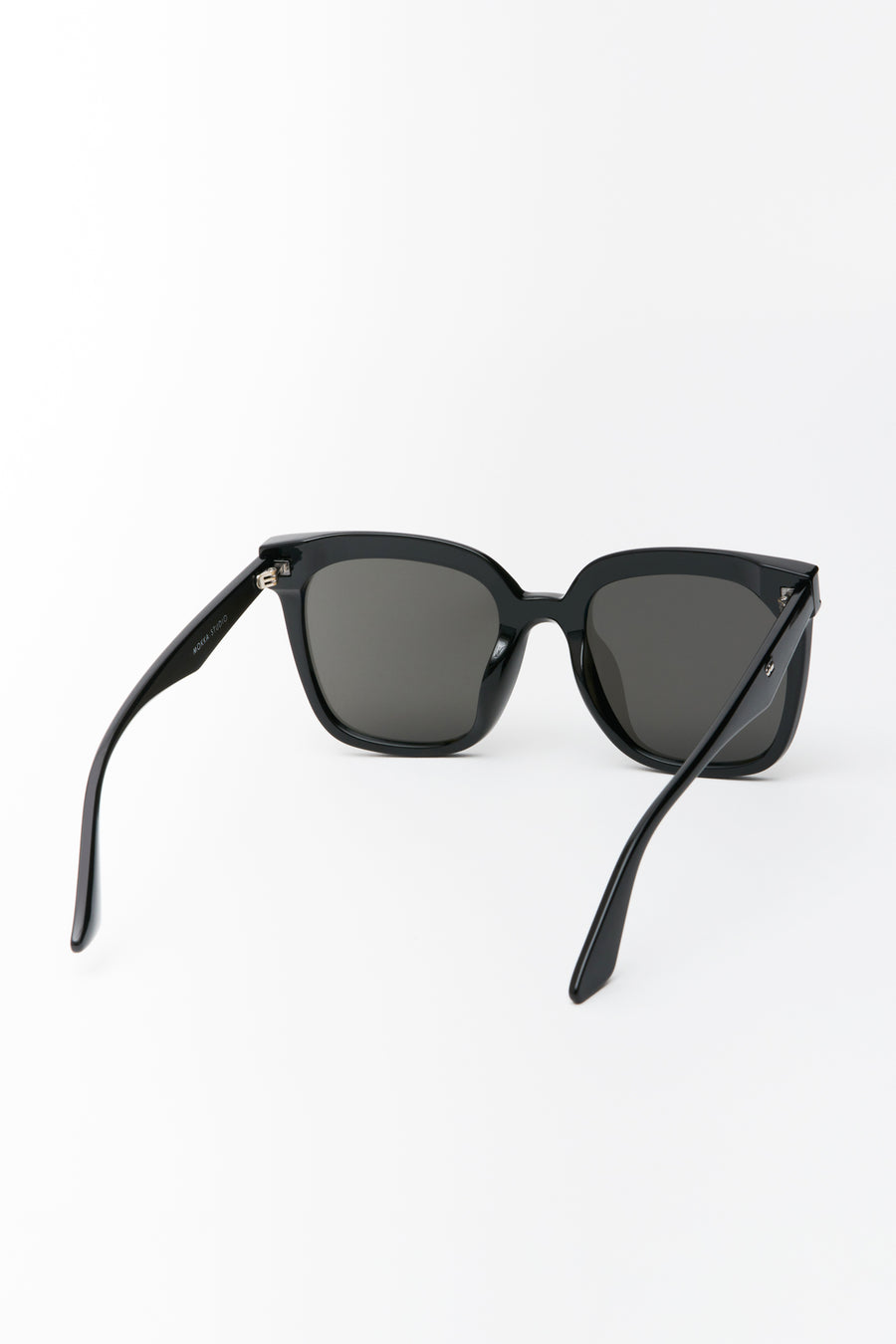 Dom Sunglasses Black/Smoke Lens