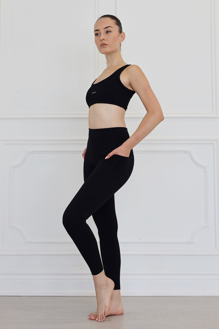 Demure Flex Leggings Midnight