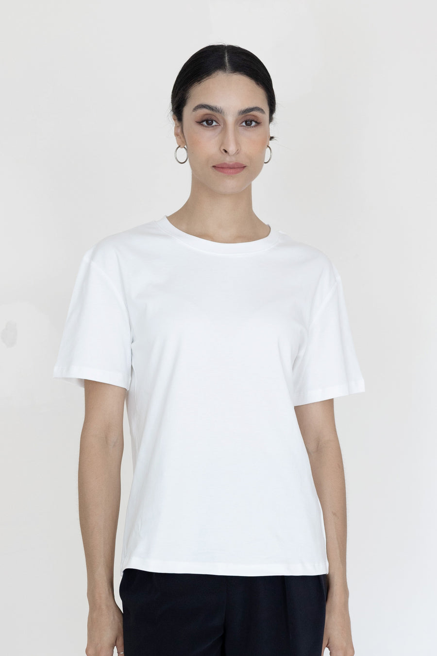 The Basic Everyday Tee Loose Fit White